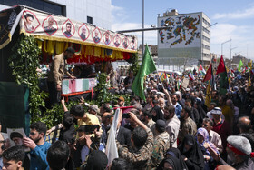 تشییع پیکر شهدای حمله رژیم صهیونیستی به کنسولگری ایران در سوریه همزمان با مراسم راهپیمایی روز جهانی قدس در تهران -۴