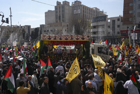 تشییع پیکر شهدای حمله رژیم صهیونیستی به کنسولگری ایران در سوریه همزمان با مراسم راهپیمایی روز جهانی قدس در تهران -۴