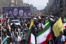 تشییع پیکر شهدای حمله رژیم صهیونیستی به کنسولگری ایران در سوریه همزمان با مراسم راهپیمایی روز جهانی قدس در تهران -۴