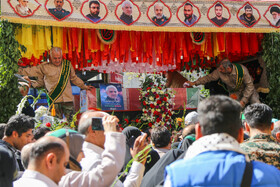 تشییع پیکر شهدای حمله رژیم صهیونیستی به کنسولگری ایران در سوریه همزمان با مراسم راهپیمایی روز جهانی قدس در تهران -۴