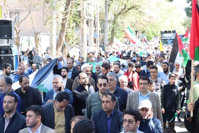 مردم غرب استان تهران راهپیمایی روز قدس را باشکوه تر از همیشه برگزار کردند