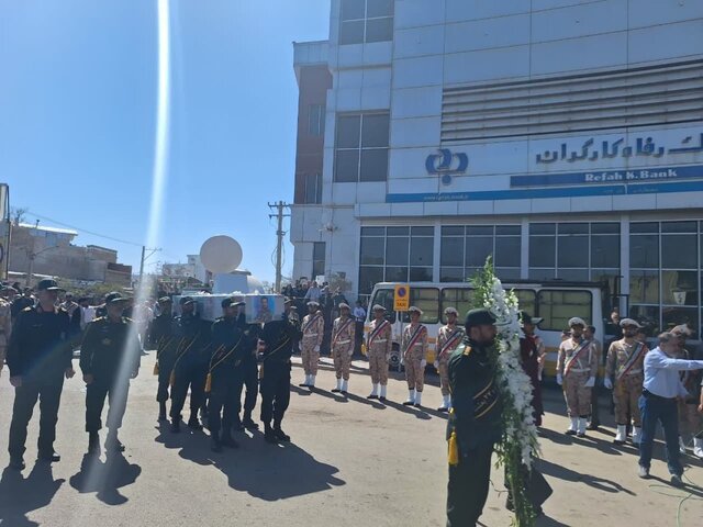 تشییع پیکر شهید روزبهانی در بروجرد آغاز شد