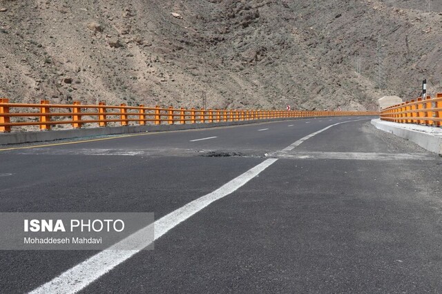 پیگیری ایسنا از ترمیم موقت پل ورودی آزاد راه منجیل - رودبار