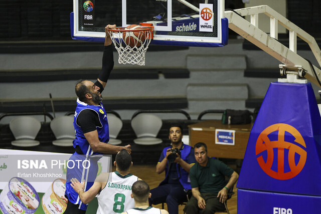 حامد حدادی بهترین بازیکن شب سوم پلیآف لیگ بسکتبال