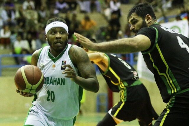 ستاره آمریکایی بهترین بازیکن شب اول پلی‌آف بسکتبال ایران