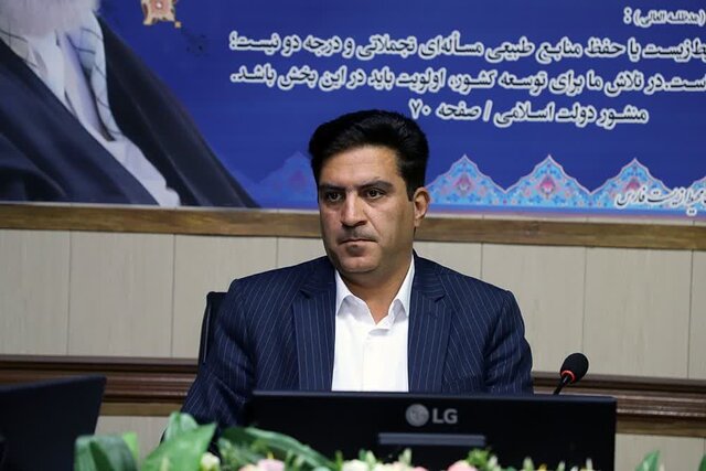 رسیدن به توسعه پایدار مستلزم توجه به منابع پایه و محیط زیست است  رسیدن به توسعه پایدار مستلزم توجه به منابع پایه و محیط زیست است