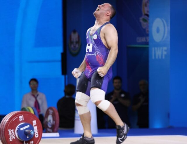 صدرنشینی خوزستانیها در لیگ وزنهبرداری/ درخشش دهدار در وزن جدید صدرنشینی خوزستانیها در لیگ وزنهبرداری/ درخشش دهدار در وزن جدید