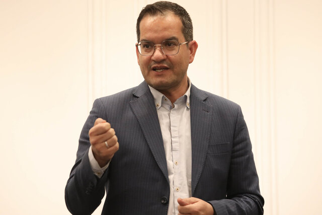 پیگیری مطالبات مروست در راس اولویتهای استان قرار دارد