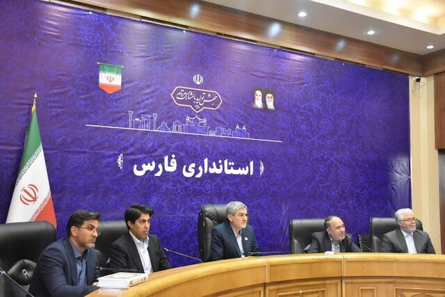 رفع موانع ۴۷ بنگاه اقتصادی در کارگروه تسهیل استان فارس