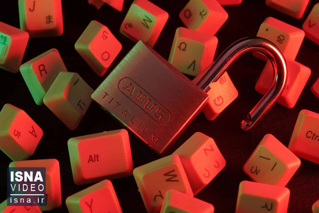 ویدیو/ سرقت بیش از ۳۴۰ هزار داده از کاربران آمریکایی ویدیو/ سرقت بیش از ۳۴۰ هزار داده از کاربران آمریکایی