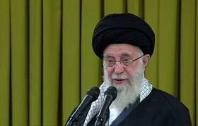 رهبر انقلاب: تشکر واقعی از ملت ادامه تلاش بی‌وقفه مسئولان برای حل مشکلات است