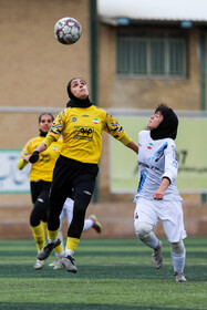 دیدار تیم های فوتبال بانوان سپاهان و پیکان