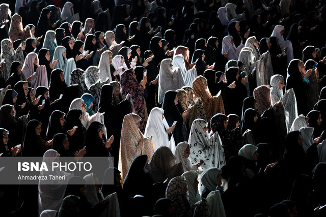 عکس آرشیوی است. تمهیدات ترافیکی پلیس راهور برای برگزاری نماز عید فطر/اعمال محدودیت ترافیکی از ساعت ۲۴ امشب