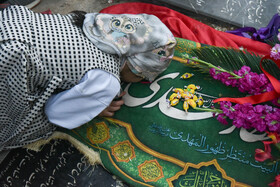 مزار سردار شهید محمدرضا زاهدی در گلستان شهدا اصفهان