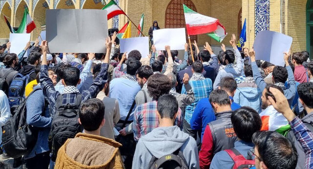 تجمع دانشجویان دانشگاه شریف در حمایت از پاسخ قاطع ایران به رژیم صهیونیستی+ تصاویر