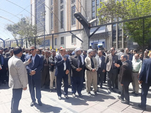 تجمع مردم سنندج در حمایت از پاسخ موشکی ایران به اسرائیل+ عکس