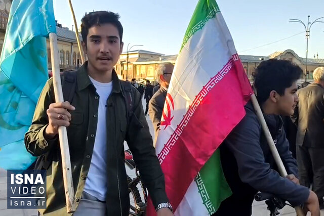 ویدیو/ حمایت مردم اصفهان، همدان و آمل از سیلی ایران به اسرائیل ویدیو/ حمایت مردم اصفهان، همدان و آمل از سیلی ایران به اسرائیل