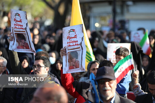 راهپیمایی مردم همدان در حمایت از عملیات غرورآفرین وعده صادق