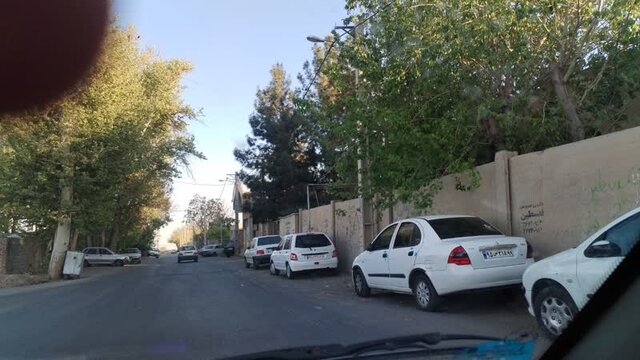 گلایههای مردم پیشوا از فضای نامناسب ایستگاه راهآهن و تعداد تردد قطارهای حومهای