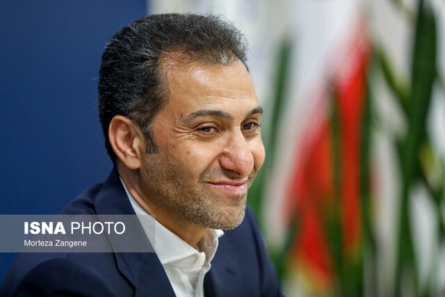 ویدیو/ روایت نیک و بد "مردان سیاهپوش" از زبان کمکداور جهانی ویدیو/ روایت نیک و بد "مردان سیاهپوش" از زبان کمکداور جهانی