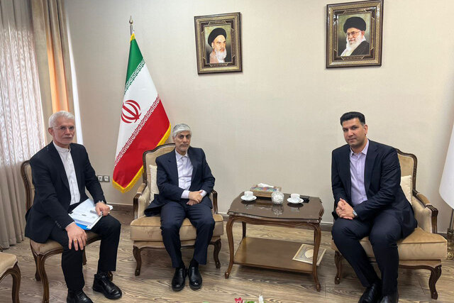 پاکدل در دیدار با هاشمی: نداشتن کمپ تیمهای ملی معضل هندبال است پاکدل در دیدار با هاشمی: نداشتن کمپ تیمهای ملی معضل هندبال است