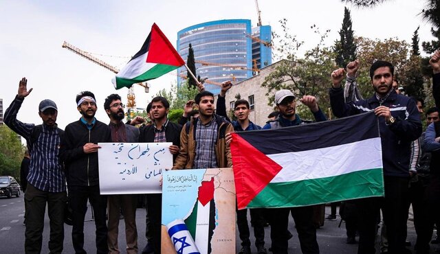 تجمع مردمی و دانشجویی در اعتراض به عملکرد دولت اردن در قبال محاصره غزه