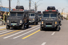 مراسم رژه روز ارتش در زنجان