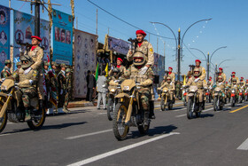 مراسم رژه روز ارتش در زنجان