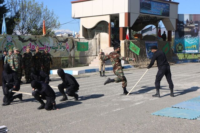 ارتش ایران اسلامی مکتبی و قدرتمند است