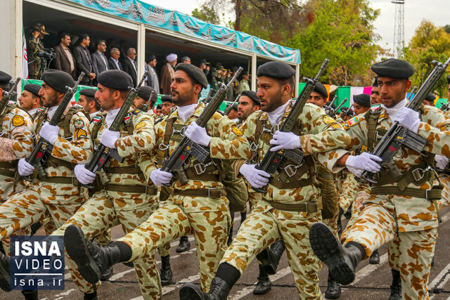 ویدیو/ جلوههایی از قدرت پهپادی و تجهیزات بومی کشور ویدیو/ جلوههایی از قدرت پهپادی و تجهیزات بومی کشور