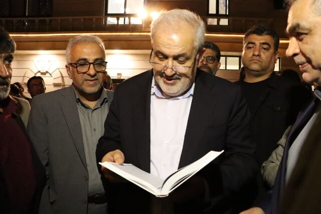 رونمایی از ماشین خودران دامپ تراک تولیدی یک شرکت دانش بنیان در سمنان  رونمایی از ماشین خودران دامپ تراک تولیدی یک شرکت دانش بنیان در سمنان