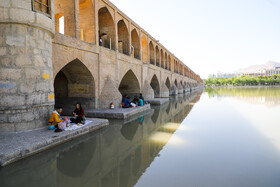 پل تاریخی سی و سه پل 