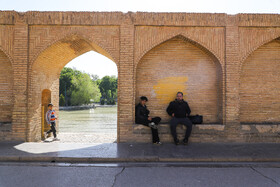 پل تاریخی سی و سه پل 