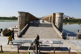 پل تاریخی سی و سه پل 