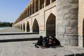 پل تاریخی سی و سه پل 