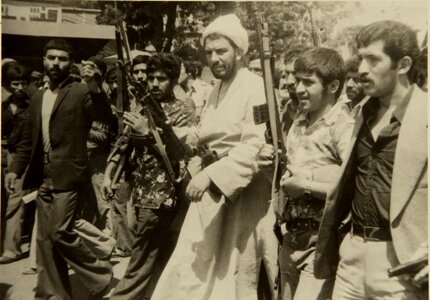 جنگ مغلوبه رژیم پهلوی در سربازخانهها