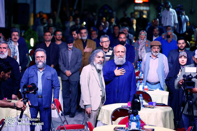 پیام تبریک مدیرکل هنرهای تجسمی به ۲ هنرمند ایرانی و خارجی پیام تبریک مدیرکل هنرهای تجسمی به ۲ هنرمند ایرانی و خارجی