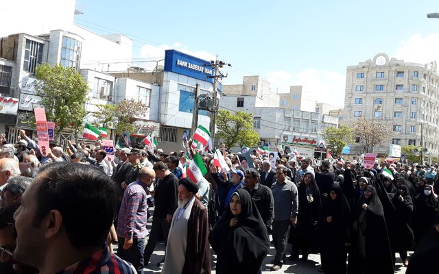 راهپیمایی نمازگزاران استان مرکزی در حمایت از عملیات مقتدرانه وعده صادق