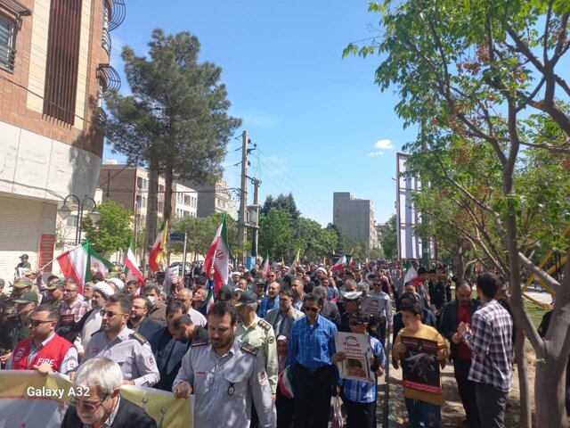 راهپیمایی مردم شهرستانهای غرب استان تهران در حمایت از عملیات وعده صادق