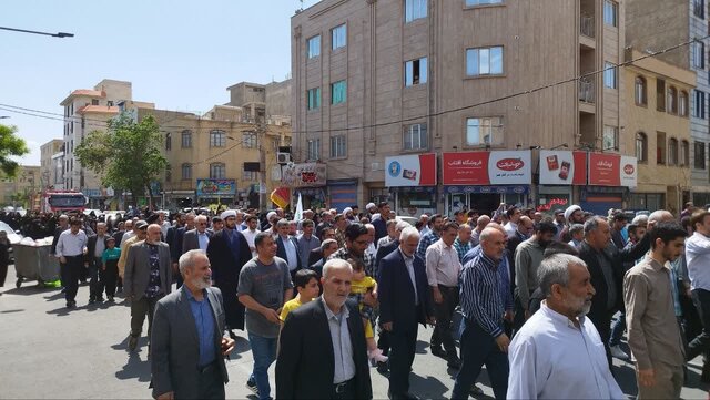 راهپیمایی مردم شهرستانهای غرب استان تهران در حمایت از عملیات وعده صادق