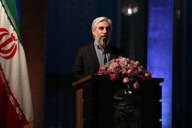 نیاز به خوانش آثار سعدی داریم / استانداردسازی اماکن تاریخی فارس نیاز به خوانش آثار سعدی داریم / استانداردسازی اماکن تاریخی فارس