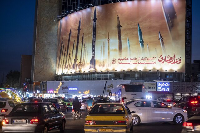 اسرائیل سرگردان در بحران