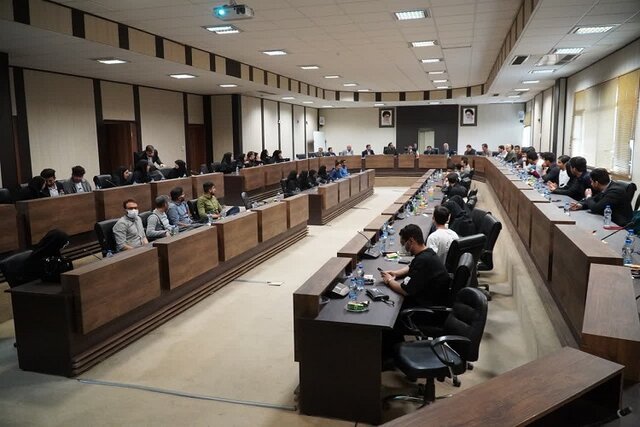 حضور جوانان در فعالیتهای اجتماعی نمودی از مشارکت فعال نسل جوان است حضور جوانان در فعالیتهای اجتماعی نمودی از مشارکت فعال نسل جوان است
