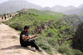 گردشگران دردره چریک درگز - استان خراسان رضوی