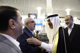 عبدالله بن سعود العنزی سفیر عربستان در ایران در مراسم اعزام اولین گروه زائران ایرانی به عُمره مفرده