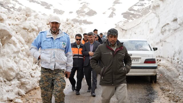 بازگشایی گردنه «بیژن» در شهرستان دنا