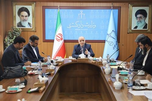 عذرخواهی تتلو/ برگزاری یازدهمین جلسه دادگاه منافقین/کاهش سرقت در اسفند ۱۴۰۲