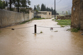 بارش باران و آب گرفتگی معابر در سطح شهر شیراز
