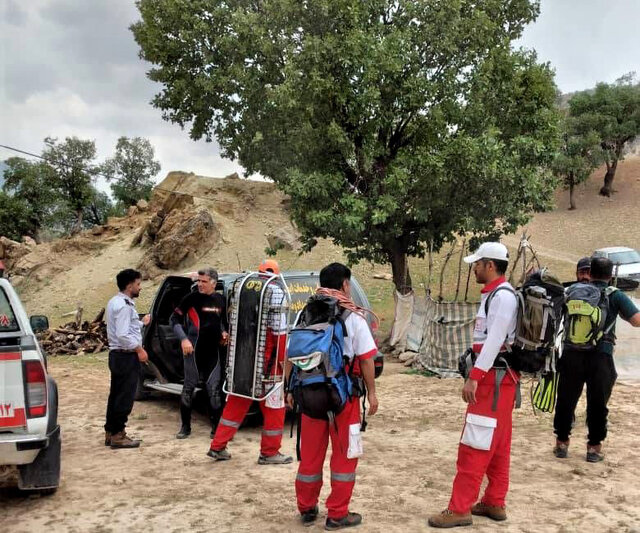 ادامه جست و جوها برای یافتن جسد کودک ۵ ساله در رودخانه خرسان