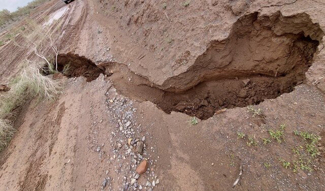 باران سیلآسای زواره خشتهای شهر را با خود برد